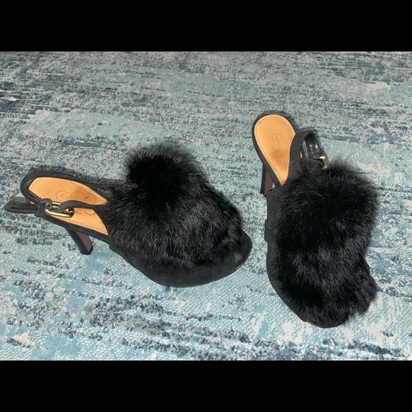 Designer Heels - Picture 2 of 4